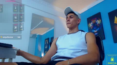 Valerio  online show from January 17, 11:40 pm