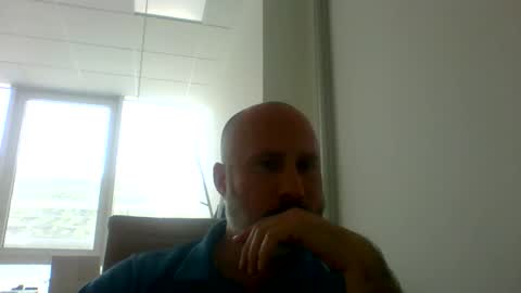 Snapshot of caldoski chatting on May 27, 12:13 pm caldoski online show from May 27, 12:13 pm