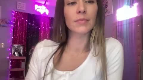 calibarbie24 online show from November 25, 8:25 am
