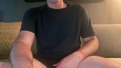 Snapshot of californianguy chatting on July 4, 2:07 am Mike Brench online show from July 4, 2:07 am