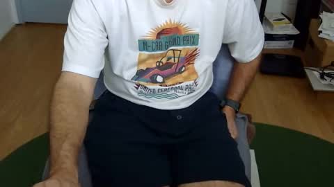 Snapshot of califun4u chatting on November 7, 10:32 pm califun4u online show from November 7, 10:32 pm