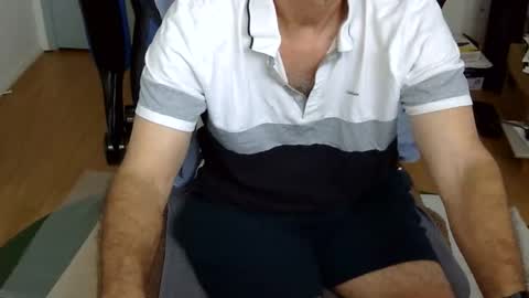 Snapshot of califun4u chatting on November 11, 9:59 pm califun4u online show from November 11, 9:59 pm