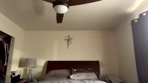 Snapshot of calishop1 chatting on December 9, 5:30 pm calishop1 online show from December 9, 5:30 pm