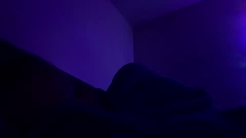 Snapshot of calishop1 chatting on January 27, 3:04 am calishop1 online show from January 27, 3:04 am