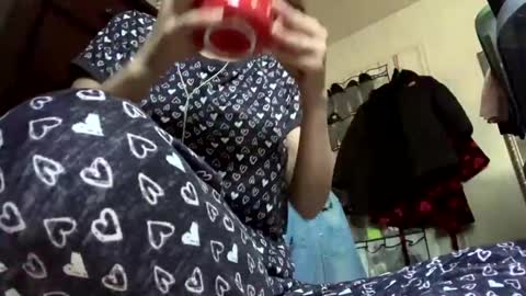 Snapshot of calishop1 chatting on February 28, 3:26 pm calishop1 online show from February 28, 3:26 pm