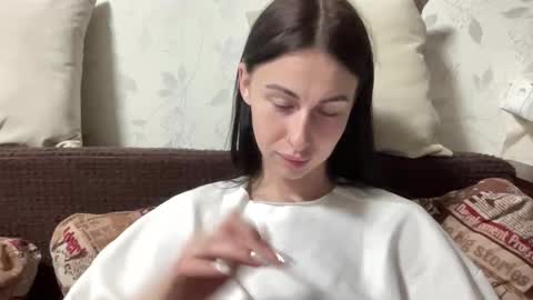 Anna online show from April 13, 8:14 pm