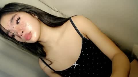 call_me_nina online show from July 28, 11:17 am