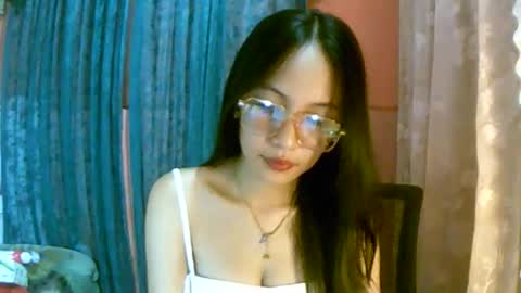 Snapshot of calla_freya chatting on October 12, 4:55 am Freya online show from October 12, 4:55 am