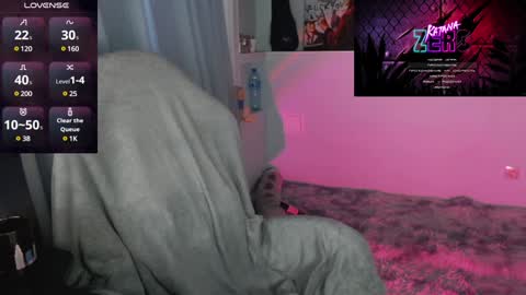 Snapshot of callerbowltim chatting on December 18, 11:24 am alextim online show from December 18, 11:24 am