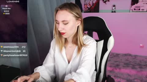 Snapshot of callerbowltim chatting on December 20, 1:54 pm alextim online show from December 20, 1:54 pm