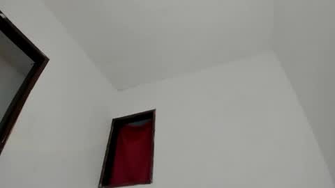 Callie online show from April 20, 6:42 pm