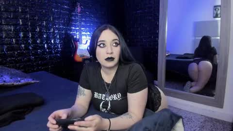Snapshot of calliope_dark chatting on September 9, 1:54 pm calliope_dark online show from September 9, 1:54 pm
