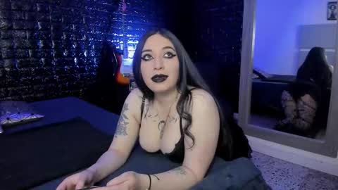 Snapshot of calliope_dark chatting on September 27, 1:27 pm calliope_dark online show from September 27, 1:27 pm