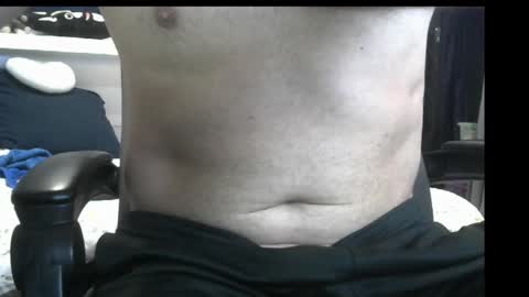 Snapshot of callmeroger33 chatting on October 7, 5:10 pm callmeroger33 online show from October 7, 5:10 pm