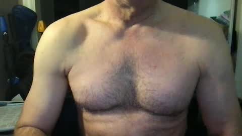 Snapshot of callum5555 chatting on March 7, 10:02 am callum5555 online show from March 7, 10:02 am