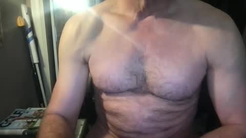 Snapshot of callum5555 chatting on May 20, 11:38 am callum5555 online show from May 20, 11:38 am