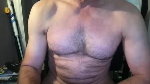 Snapshot of callum5555 chatting on June 16, 8:17 am callum5555 online show from June 16, 8:17 am