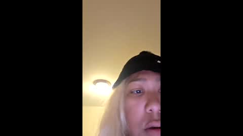 camzxoxox online show from March 2, 2:14 am