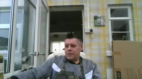 Calvinm365 online show from March 3, 2:12 pm