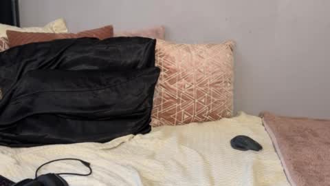 Snapshot of calvin_tanner chatting on October 9, 6:28 pm calvin_tanner online show from October 9, 6:28 pm