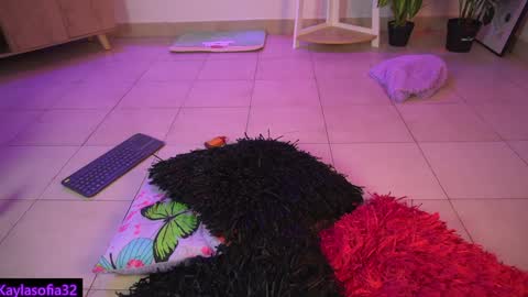 Calypso and Kayla online show from January 28, 8:26 pm