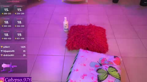 Calypso and Kayla online show from February 25, 6:42 pm