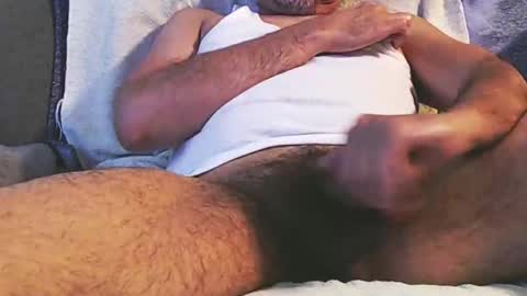 Snapshot of cam2cum2watch chatting on March 29, 2:00 am cam2cum2watch online show from March 29, 2:00 am