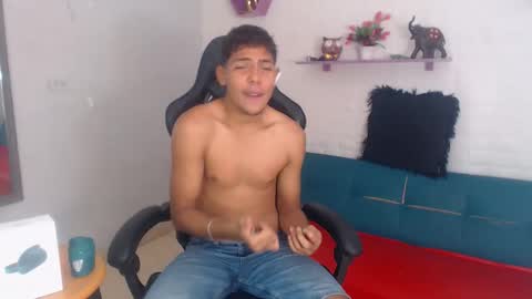 Snapshot of cam_xman chatting on November 18, 4:39 am cam_xman online show from November 18, 4:39 am