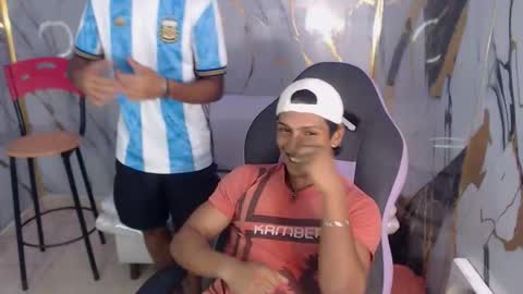 Snapshot of cam_xman chatting on November 29, 2:25 am cam_xman online show from November 29, 2:25 am