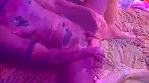 Snapshot of camarodude71854 chatting on December 17, 9:59 am Joboy online show from December 17, 9:59 am