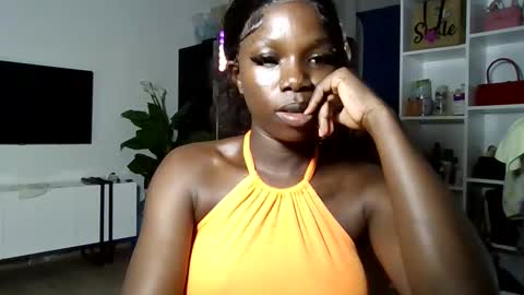 Snapshot of camclit chatting on November 8, 9:24 pm Princess online show from November 8, 9:24 pm