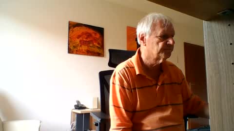 Snapshot of camcologne chatting on July 8, 9:03 am camcologne online show from July 8, 9:03 am