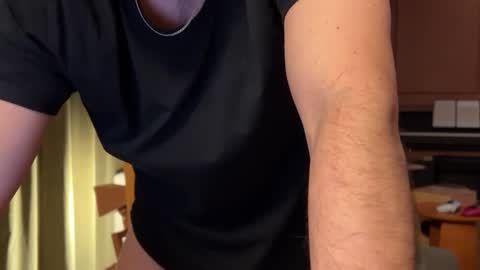 Snapshot of camdarko chatting on January 28, 2:32 am camdarko online show from January 28, 2:32 am