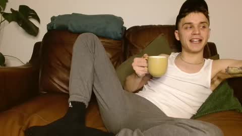 CamDoAttitude online show from January 24, 8:11 pm