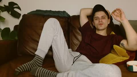 CamDoAttitude online show from February 18, 9:09 pm