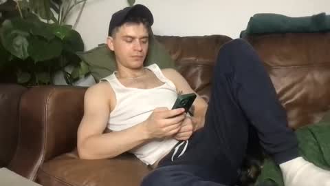 CamDoAttitude online show from March 24, 10:15 pm