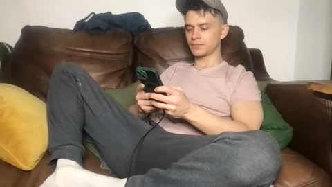 CamDoAttitude online show from March 29, 9:48 pm