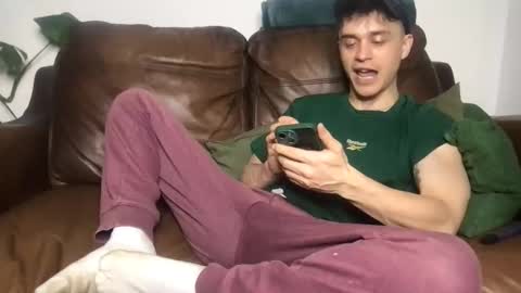 CamDoAttitude online show from April 1, 9:45 pm