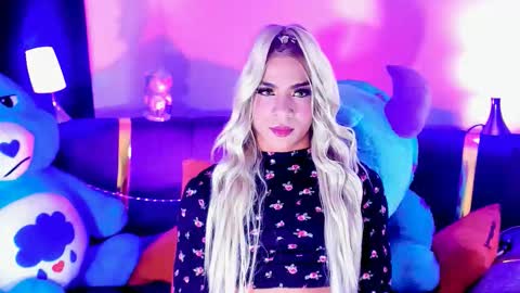 camelyharrper1 online show from October 8, 3:48 am