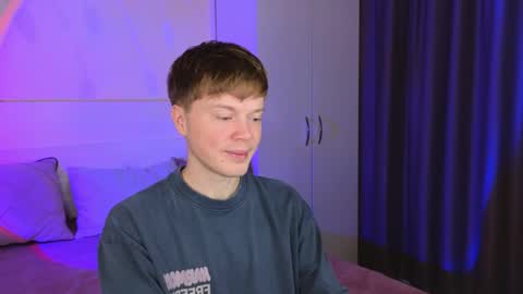 Cameron online show from November 17, 10:32 am