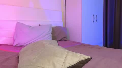 Cameron online show from December 4, 10:02 am