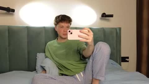 Cameron online show from February 3, 4:12 pm