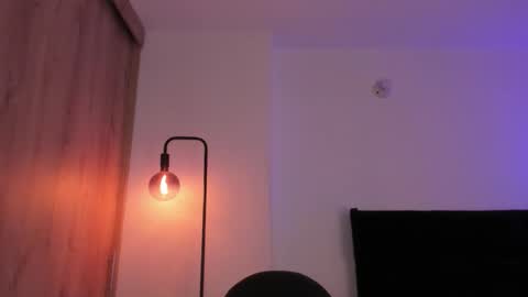 Cameron online show from February 22, 8:51 pm