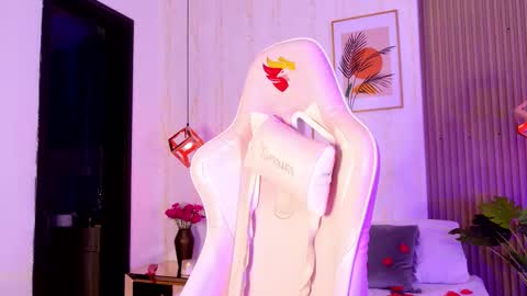 Cameron  online show from February 14, 7:43 pm