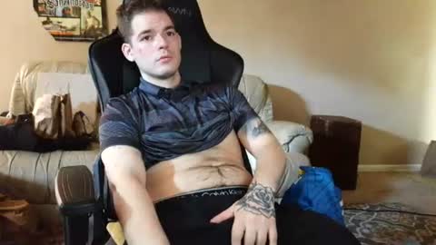 Snapshot of camerondt chatting on June 23, 3:10 pm camerondt online show from June 23, 3:10 pm