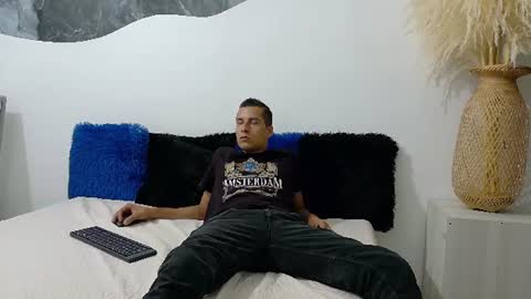cameronsilverman online show from July 14, 7:41 pm