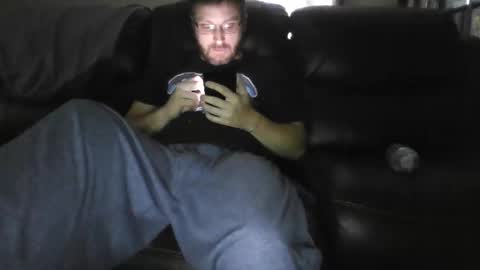 Snapshot of camguy2425 chatting on May 18, 1:06 pm CamGuy online show from May 18, 1:06 pm