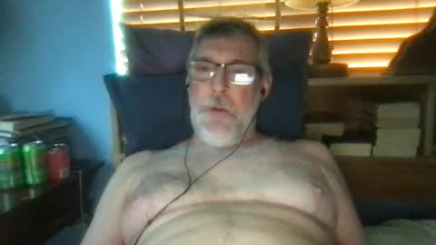 Snapshot of camhardwood chatting on September 20, 4:41 pm Cam Hardwood online show from September 20, 4:41 pm