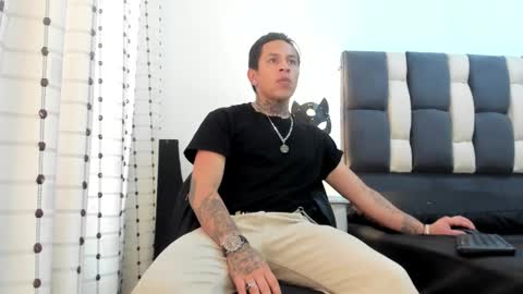 cami_coral1 online show from February 2, 7:23 pm