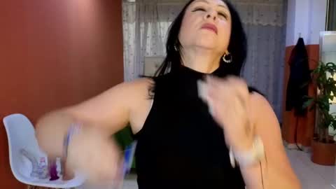 Camil online show from October 6, 10:45 am